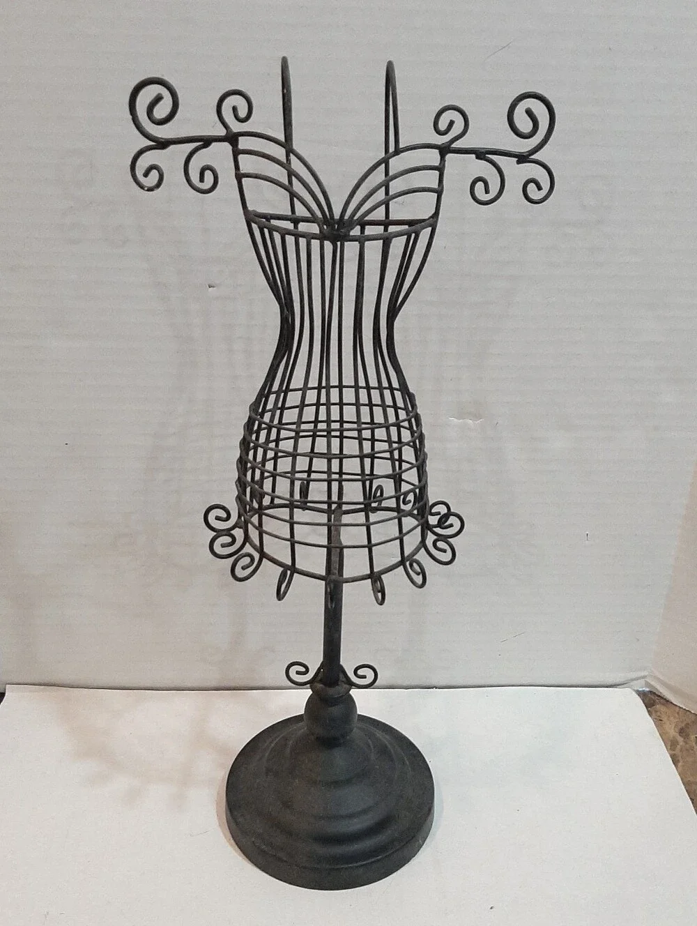 🐠Metal Wire Dress Form vintage style Jewelry display Stand 17